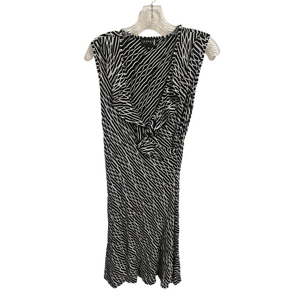 Ivonne Petite sleeveless Black/white Dress Woman’s size med - Picture 1 of 6